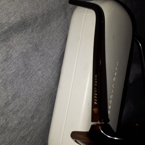 Sunglasses - Picture 2 of 3